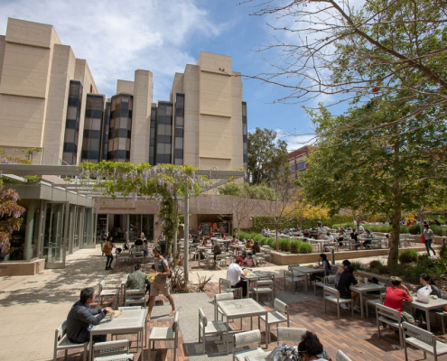 People eating at UCLA Court of Science.