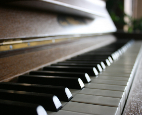 A closeup of a piano.