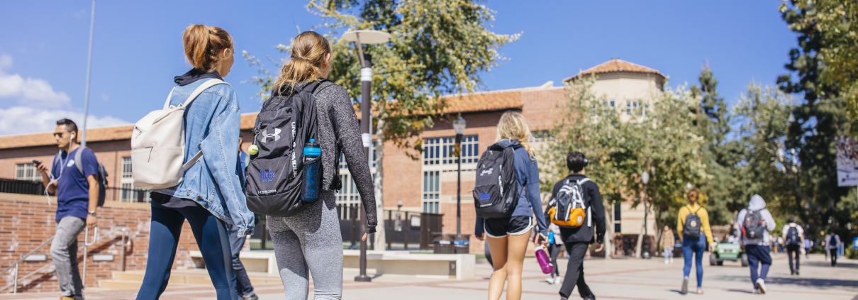 A photo of students walking down Bruin Walk.