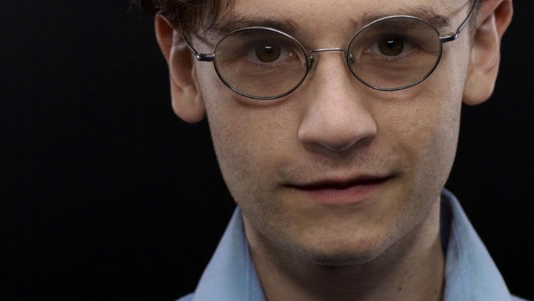 Headshot of a mid summer actor.