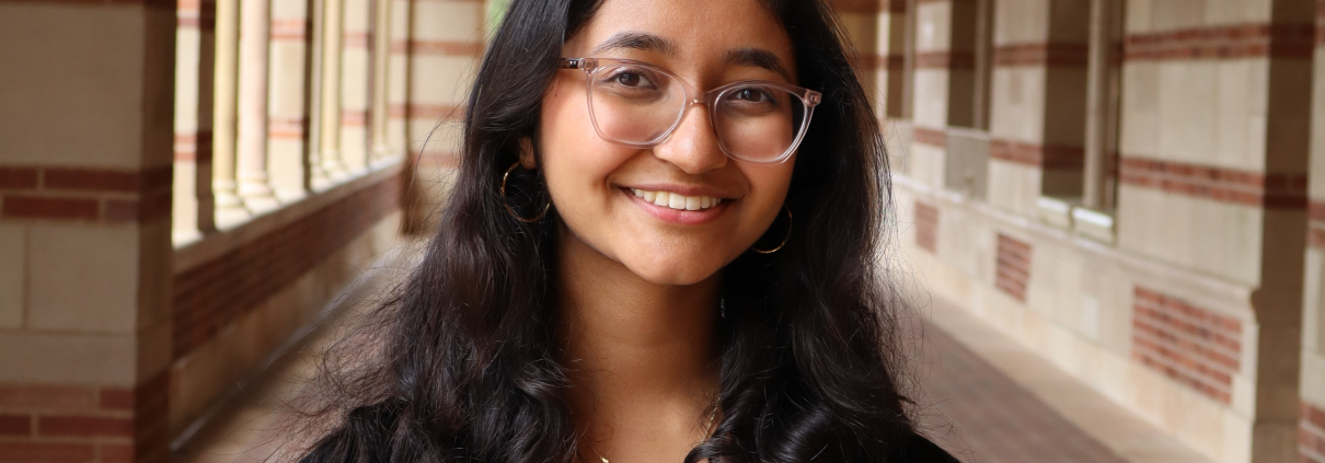 Avani Athavale headshot