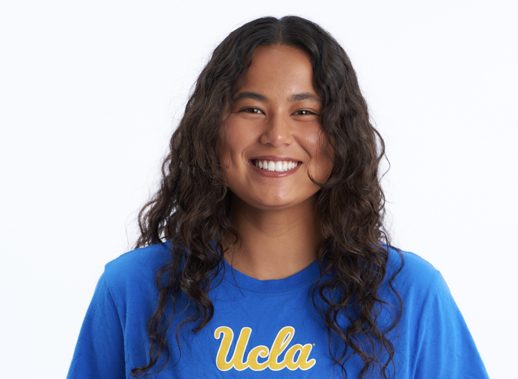 Jovana Hester headshot